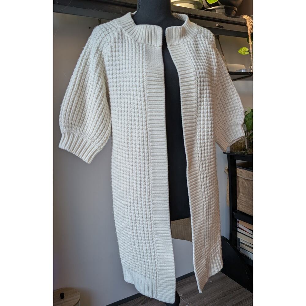 EXPRESS Wool Cardigan Size Medium Chunky Knit Neutral Puff Sleeves Merino Wool